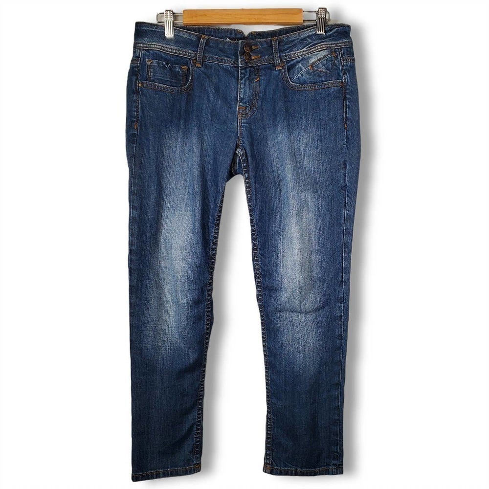 Vigoss V-Pocket Fit Capri Jeans Medium Wash Blue Size 7/8
